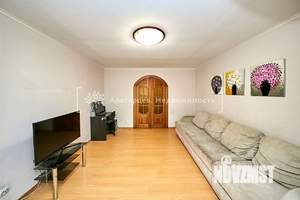 2-к квартира, вторичка, 58м2, 4/10 этаж