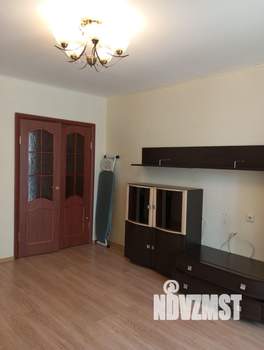 2-к квартира, вторичка, 57м2, 1/10 этаж