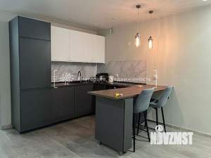 2-к квартира, вторичка, 56м2, 1/19 этаж