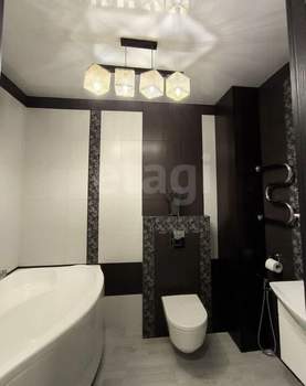 4-к квартира, вторичка, 107м2, 7/9 этаж