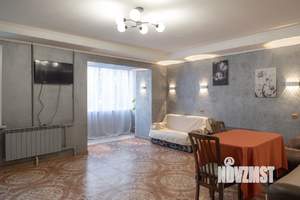 3-к квартира, вторичка, 64м2, 1/6 этаж