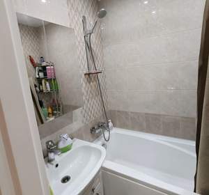 2-к квартира, вторичка, 52м2, 1/17 этаж