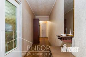 3-к квартира, вторичка, 68м2, 1/10 этаж