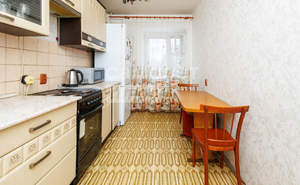 4-к квартира, вторичка, 74м2, 3/9 этаж