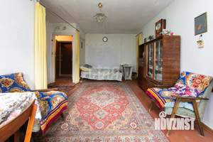 2-к квартира, вторичка, 42м2, 5/5 этаж