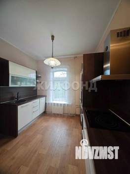 3-к квартира, вторичка, 56м2, 2/2 этаж