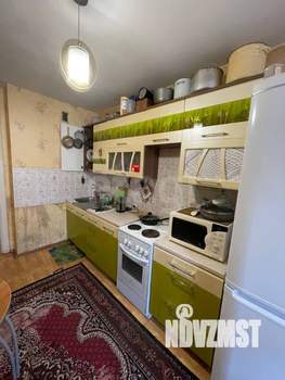 3-к квартира, вторичка, 70м2, 1/10 этаж