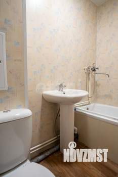 Студия квартира, вторичка, 11м2, 1/5 этаж