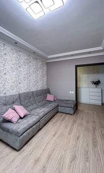 2-к квартира, вторичка, 62м2, 2/10 этаж