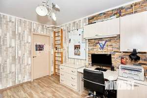 3-к квартира, вторичка, 75м2, 1/10 этаж