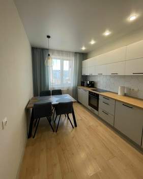 3-к квартира, вторичка, 82м2, 8/10 этаж