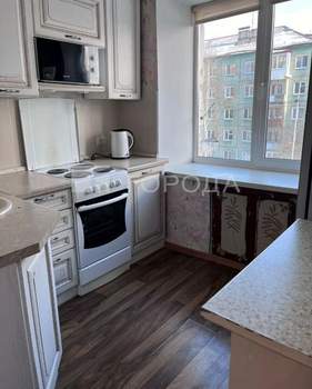 2-к квартира, вторичка, 43м2, 3/5 этаж