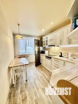 2-к квартира, вторичка, 56м2, 8/10 этаж