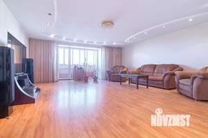 4-к квартира, вторичка, 118м2, 9/10 этаж