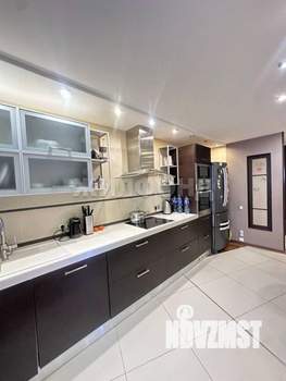 3-к квартира, вторичка, 100м2, 8/10 этаж