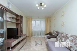 2-к квартира, вторичка, 42м2, 1/5 этаж