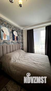 Студия квартира, вторичка, 52м2, 2/18 этаж