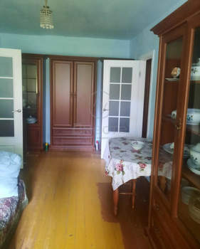 2-к квартира, вторичка, 42м2, 1/5 этаж