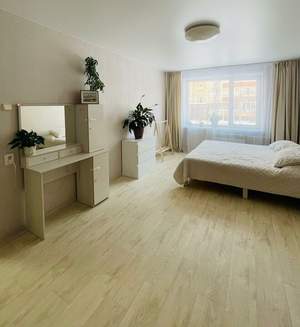 2-к квартира, вторичка, 54м2, 1/9 этаж