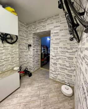 2-к квартира, вторичка, 54м2, 1/15 этаж