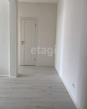 1-к квартира, вторичка, 42м2, 9/9 этаж