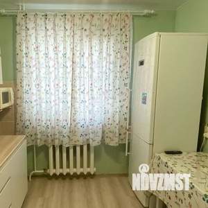 4-к квартира, вторичка, 72м2, 8/9 этаж