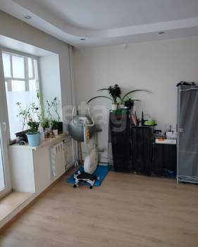 4-к квартира, вторичка, 70м2, 6/9 этаж