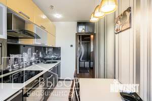 3-к квартира, вторичка, 65м2, 9/9 этаж