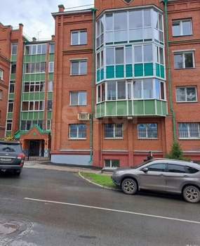 4-к квартира, вторичка, 122м2, 3/5 этаж