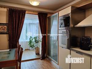 3-к квартира, вторичка, 101м2, 4/10 этаж