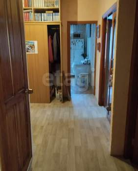 4-к квартира, вторичка, 70м2, 5/10 этаж
