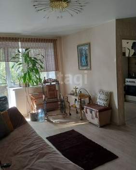 3-к квартира, вторичка, 42м2, 5/5 этаж