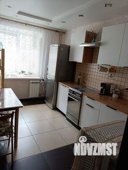 2-к квартира, вторичка, 64м2, 6/10 этаж