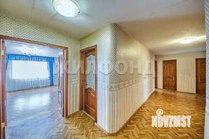4-к квартира, вторичка, 129м2, 4/8 этаж
