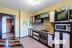 2-к квартира, вторичка, 61м2, 8/10 этаж