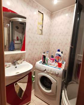 3-к квартира, вторичка, 65м2, 1/9 этаж