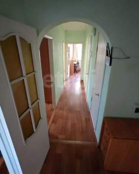 4-к квартира, вторичка, 70м2, 2/9 этаж
