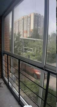 2-к квартира, вторичка, 61м2, 1/10 этаж