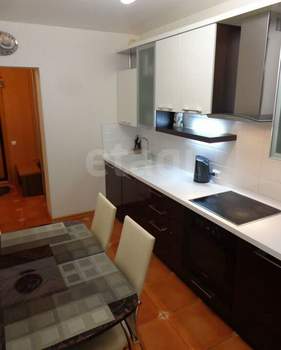 2-к квартира, вторичка, 53м2, 4/10 этаж