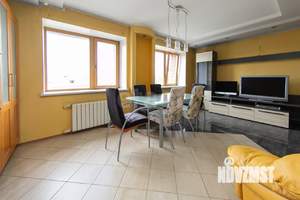 3-к квартира, вторичка, 133м2, 5/5 этаж