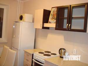 2-к квартира, вторичка, 54м2, 1/17 этаж