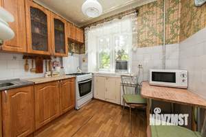 2-к квартира, вторичка, 44м2, 3/5 этаж