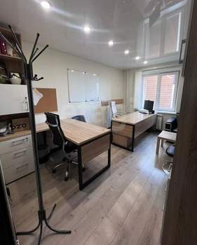 2-к квартира, вторичка, 52м2, 1/10 этаж