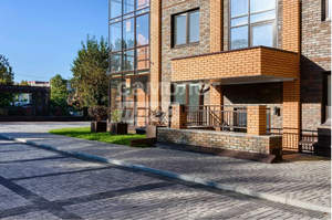 1-к квартира, сданный дом, 48м2, 1/8 этаж