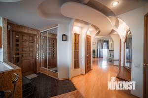 3-к квартира, вторичка, 111м2, 4/4 этаж