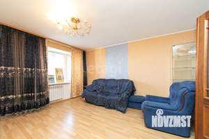 4-к квартира, вторичка, 74м2, 8/10 этаж