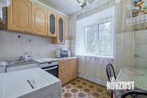 4-к квартира, вторичка, 62м2, 1/5 этаж