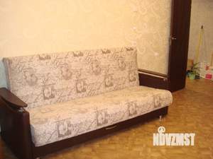 2-к квартира, вторичка, 54м2, 1/17 этаж