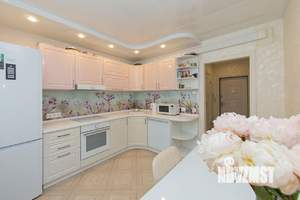 2-к квартира, вторичка, 55м2, 1/17 этаж