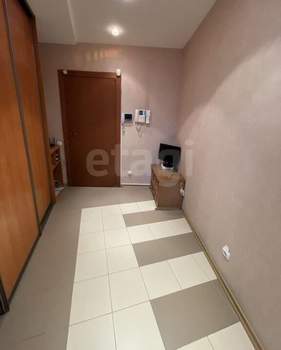 4-к квартира, вторичка, 122м2, 3/5 этаж